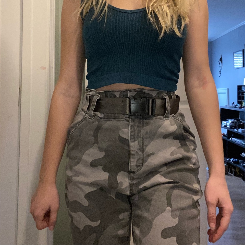hollister, camo, cargo pants, grey